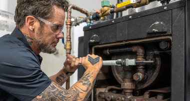 Service & Maintenance Image